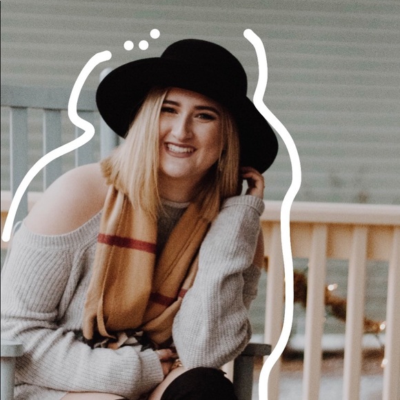 Meet your Posher, Anna - Picture 1 of 1